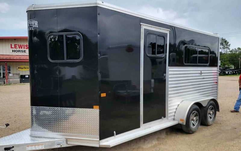 4 Pro Tips to Get the Most Out of New Trailer Sales