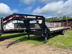 Three Advantages to Towing Gooseneck Trailers